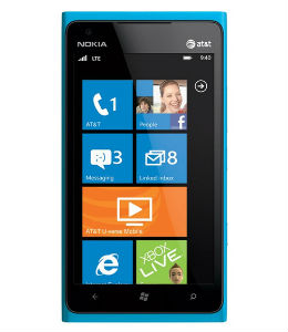 Lumia 900 oplader 